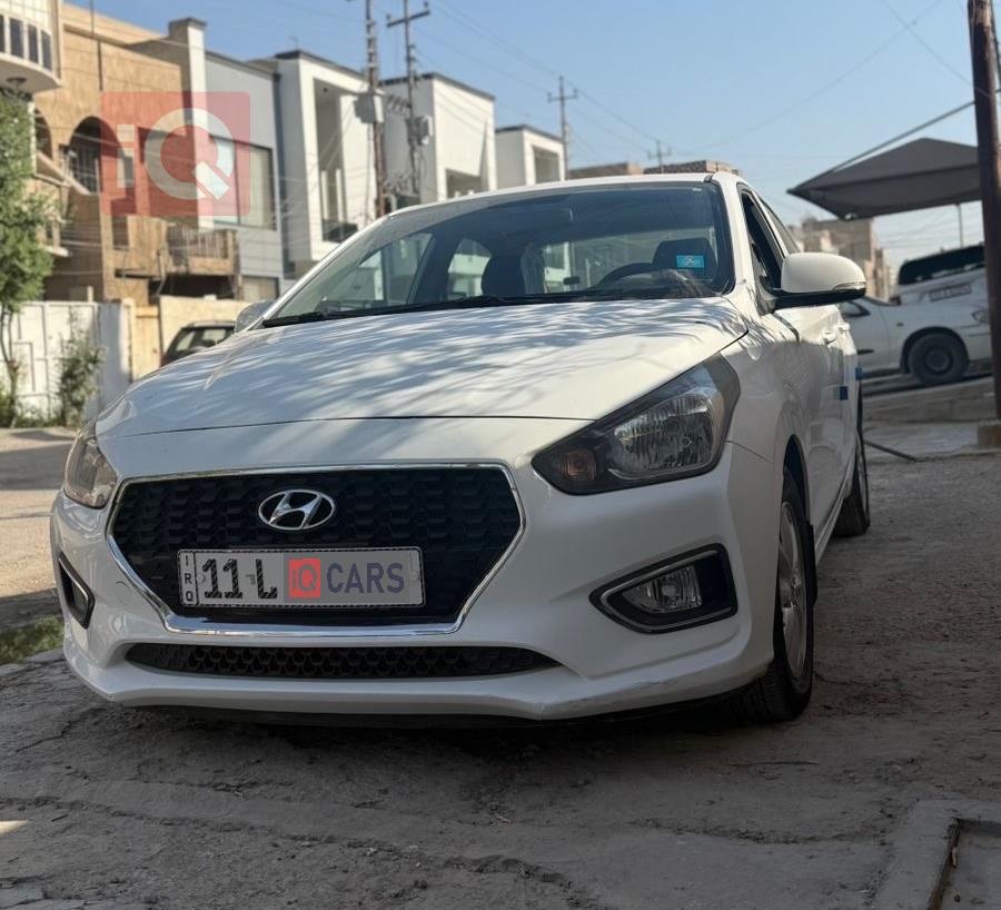 هيونداي رينا